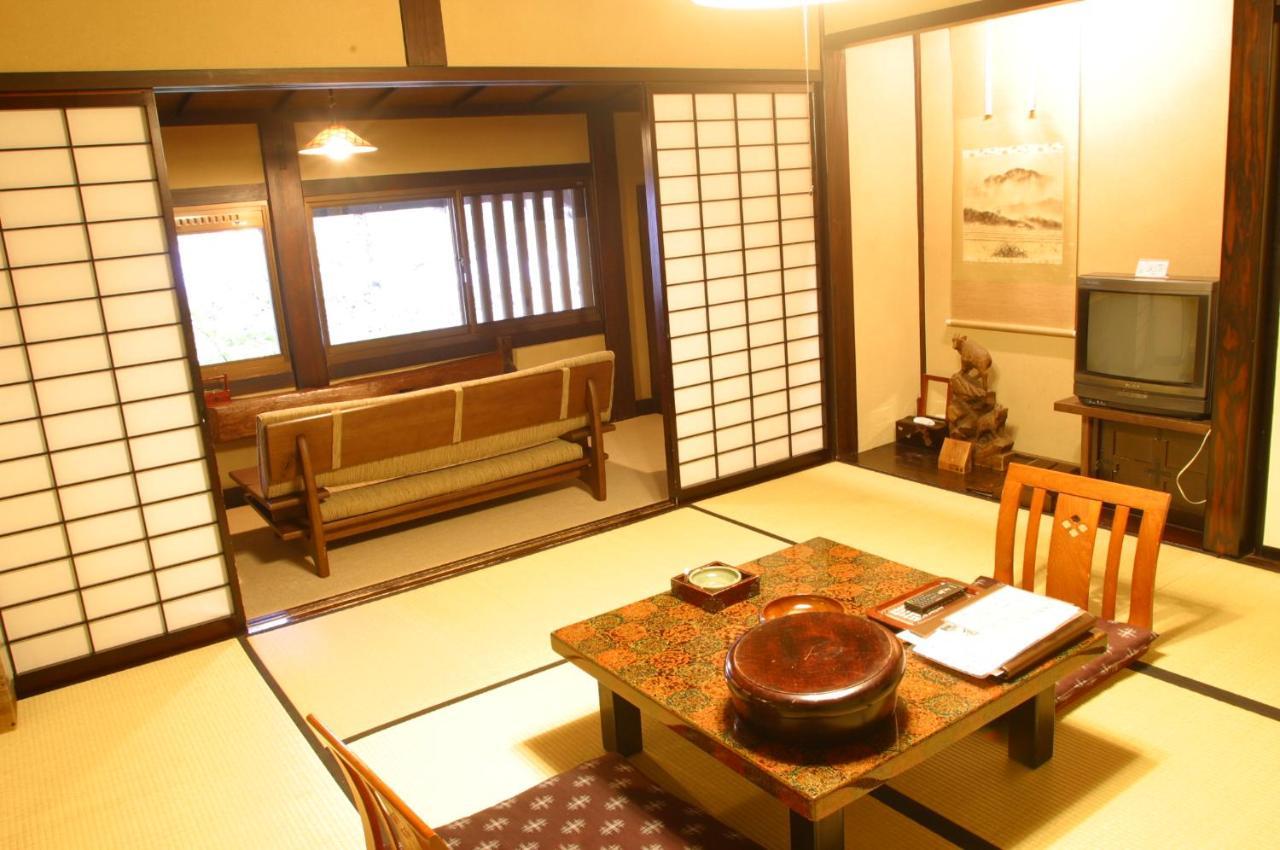 Yumoto Choza Hotel Takayama  Exterior photo
